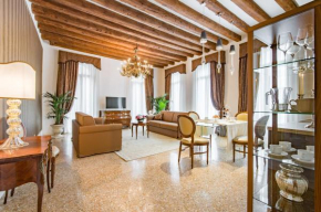 Отель San Teodoro Palace - Luxury Apartments  Венеция